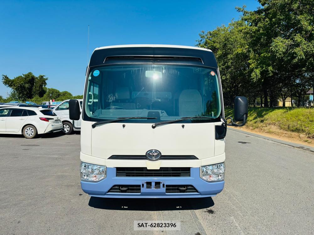 Toyota COASTER 2019-06 8302288-7