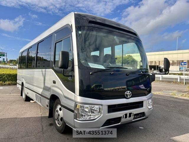 Toyota COASTER 2017-04 8561456-2