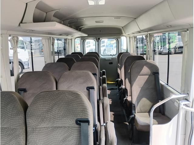 Toyota COASTER 2018-01 8732867-24