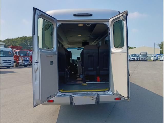 Toyota COASTER 2018-01 8732867-5