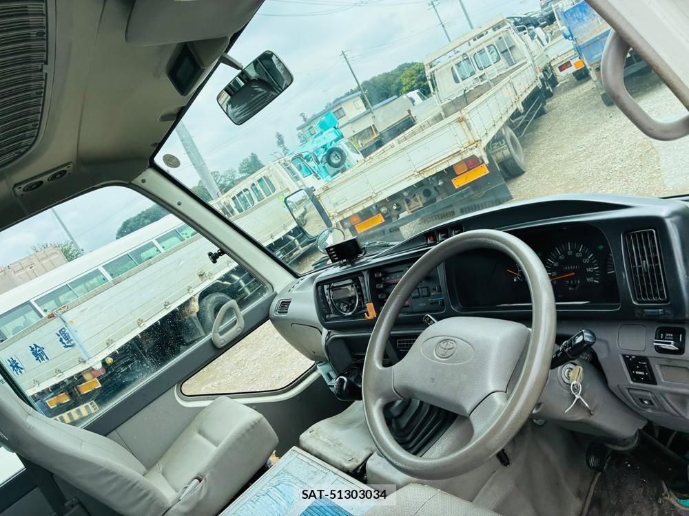 Toyota COASTER 2008-12 8674491-10