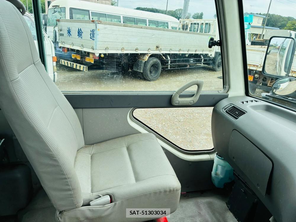 Toyota COASTER 2008-12 8674491-20