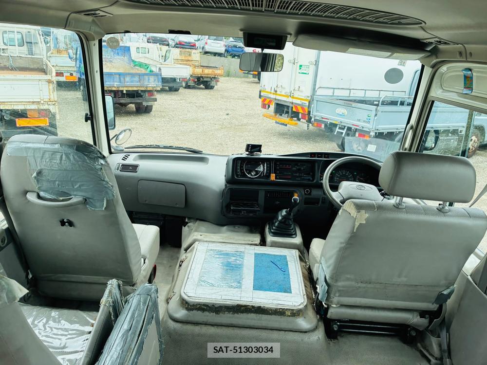 Toyota COASTER 2008-12 8674491-21