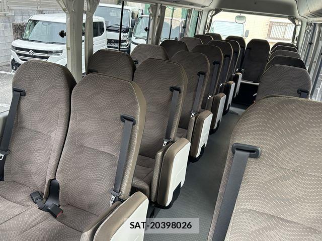 Toyota COASTER 2018-11 8828244-15