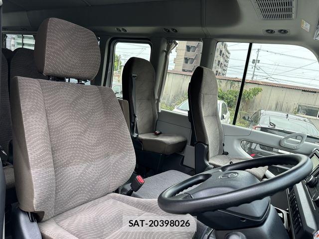Toyota COASTER 2018-11 8828244-7