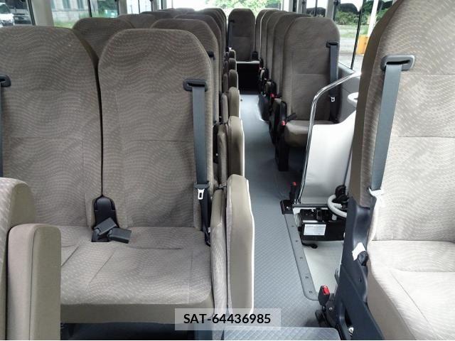 Toyota COASTER 2026-07 8879125-11