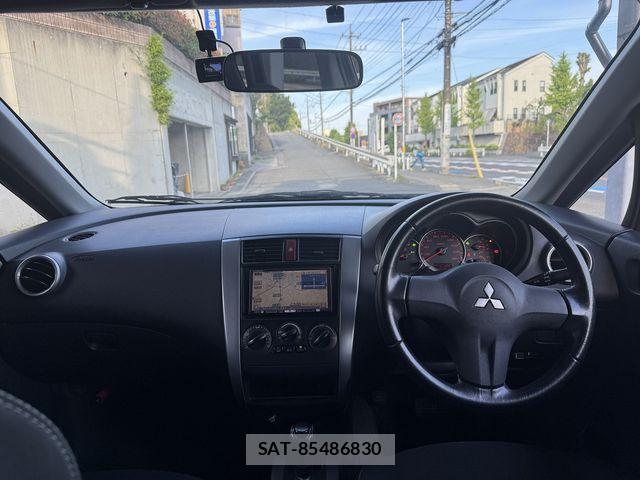Mitsubishi COLT 2008-09 6903354-1