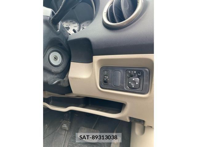 Mitsubishi COLT 2011-06 7391635-9