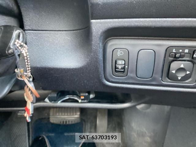 Mitsubishi COLT 2009-10 8313720-18