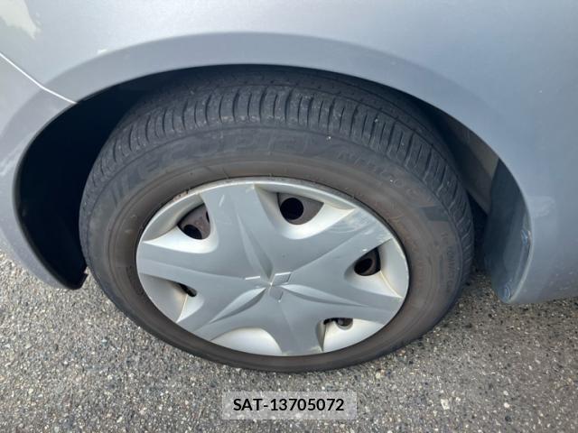Mitsubishi COLT 2012-05 8335249-9