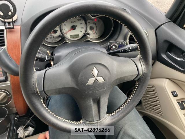 Mitsubishi COLT 2012-04 8354156-16
