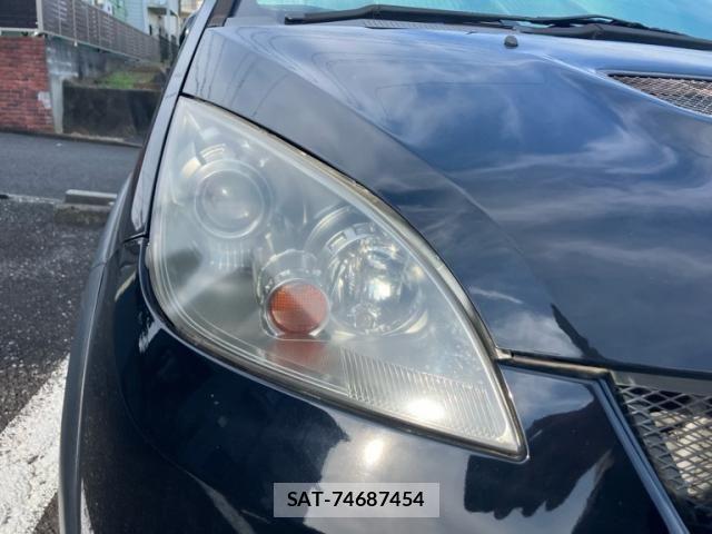 Mitsubishi COLT 2010-06 8524070-4