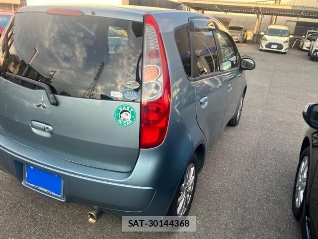 Mitsubishi COLT 2010-04 8561457-2