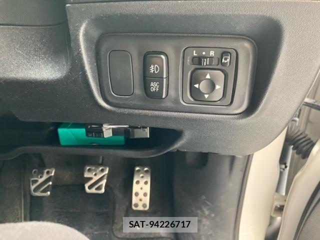 Mitsubishi COLT 2010-06 8658443-10