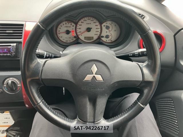 Mitsubishi COLT 2010-06 8658443-11