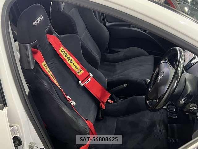 Mitsubishi COLT 2011-07 8779760-11