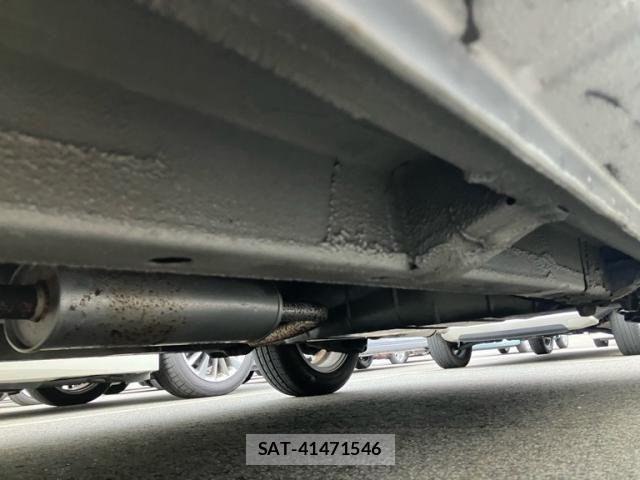 Mitsubishi COLT 2009-09 8828245-9