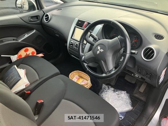 Mitsubishi COLT 2009-09 8828245-10