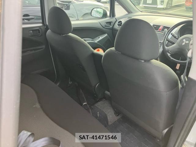 Mitsubishi COLT 2009-09 8828245-12