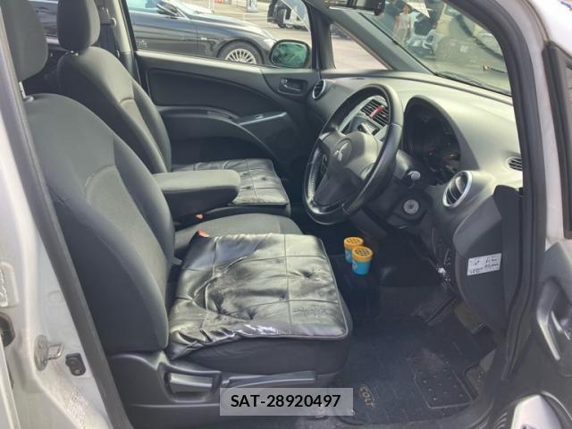 Mitsubishi COLT 2009-10 8879127-15