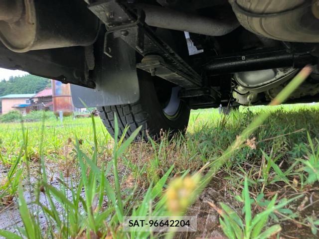 Isuzu COMO 2013-06 8779763-9