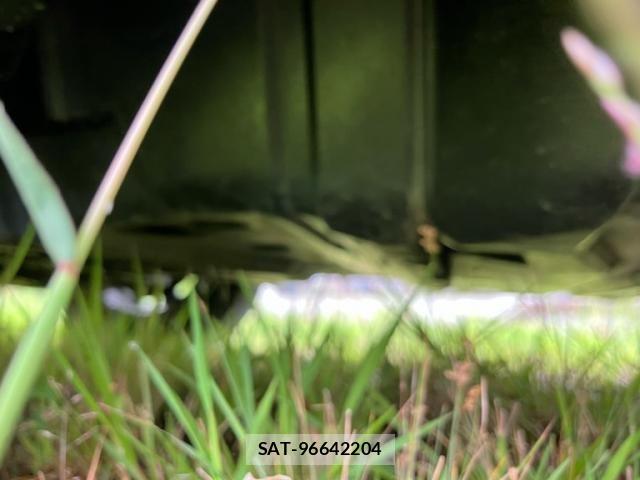 Isuzu COMO 2013-06 8779763-12