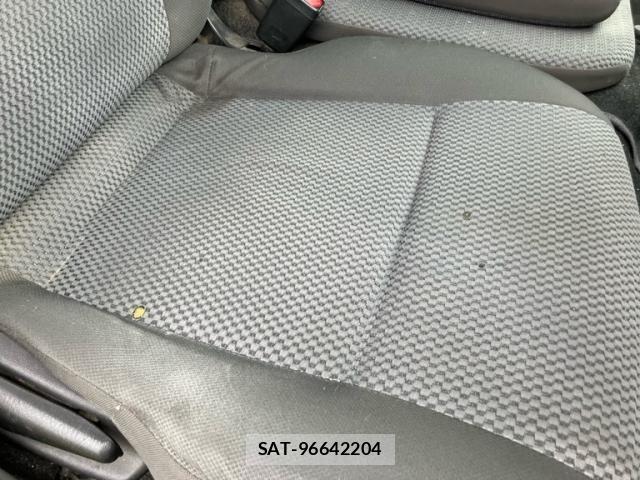 Isuzu COMO 2013-06 8779763-21