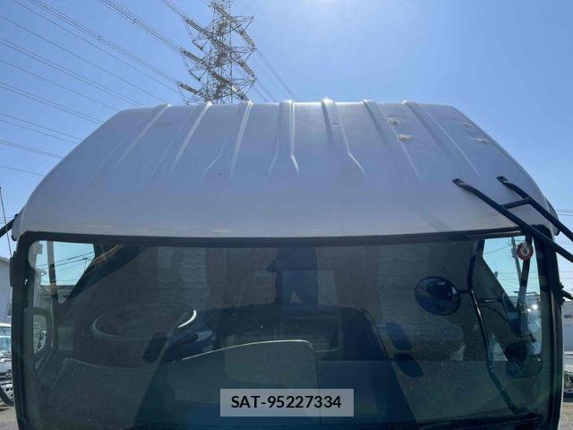 Nissan CONDOR 2006-04 832839-15