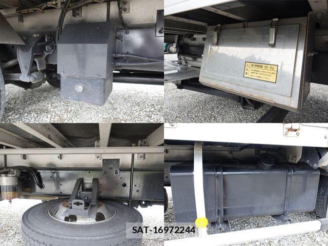 Nissan CONDOR 2014-10 1039068-13