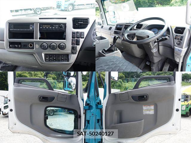 Nissan CONDOR 2014-02 1121489-16