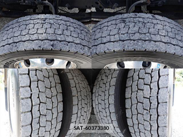 Nissan CONDOR 2014-06 1153554-9