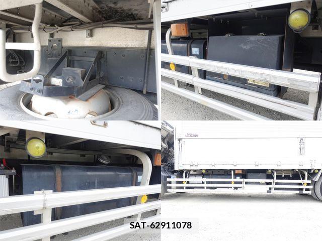 Nissan CONDOR 2011-08 1214116-13