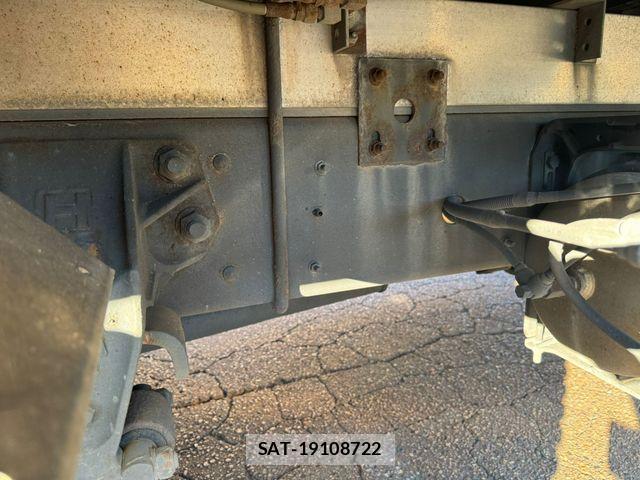 Nissan CONDOR 2015-02 1227499-5