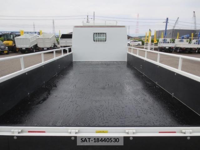 Nissan CONDOR 2020-11 1235382-9