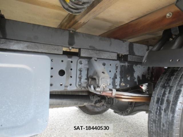 Nissan CONDOR 2020-11 1235382-10
