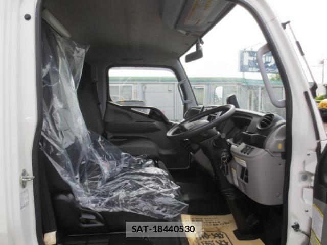 Nissan CONDOR 2020-11 1235382-11