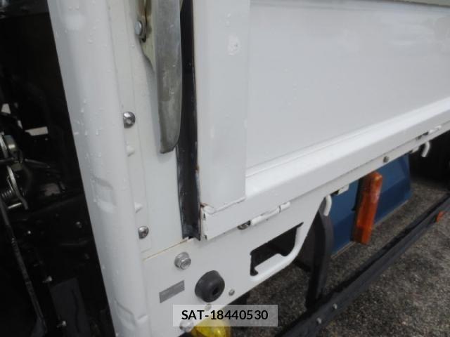 Nissan CONDOR 2020-11 1235382-16