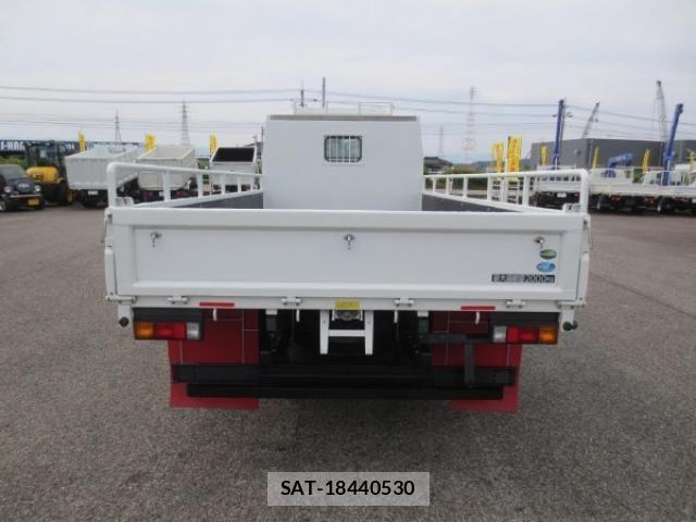 Nissan CONDOR 2020-11 1235382-6