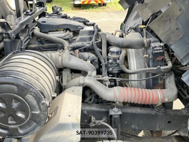 Nissan CONDOR 2012-10 1290484-13