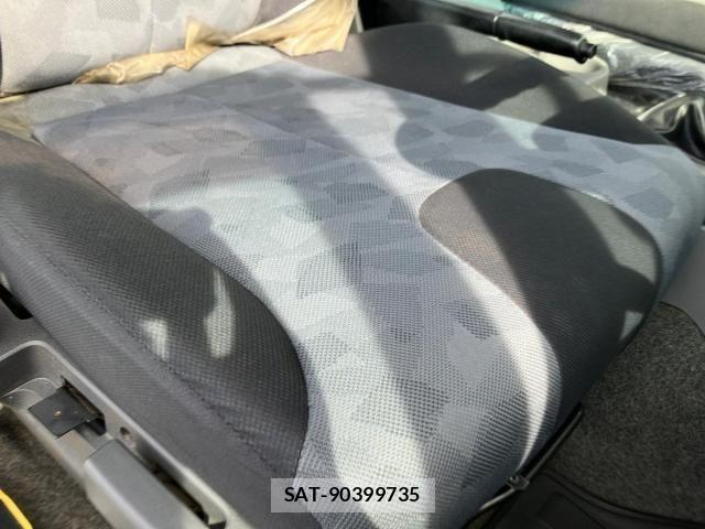 Nissan CONDOR 2012-10 1290484-14