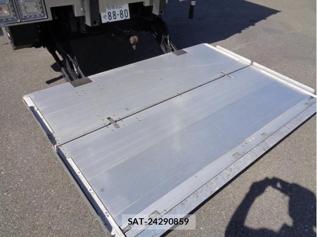 Nissan CONDOR 2021-02 1295511-10