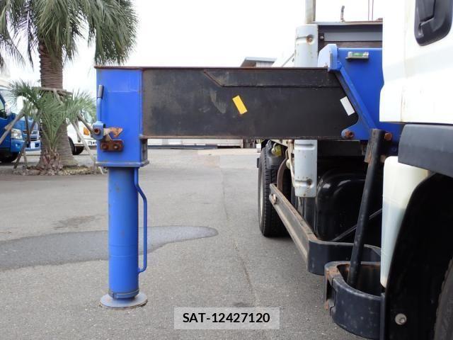 Nissan CONDOR 2012-11 1299106-19