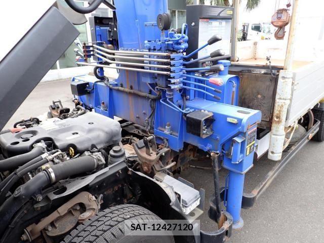 Nissan CONDOR 2012-11 1299106-21