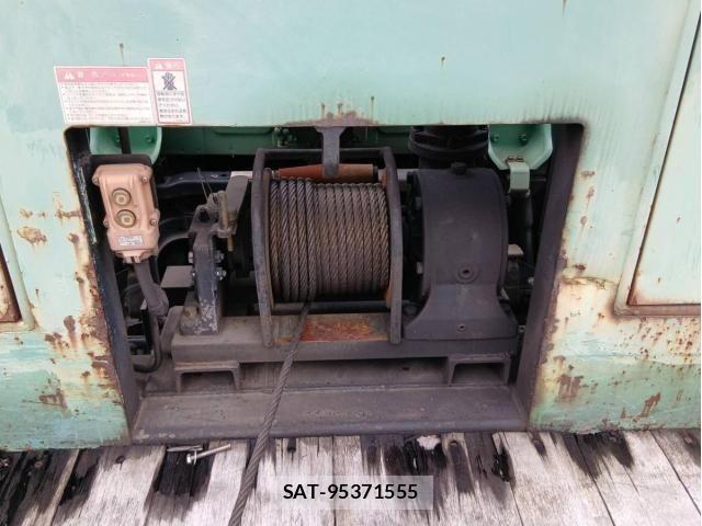 Nissan CONDOR 2007-12 1327499-18