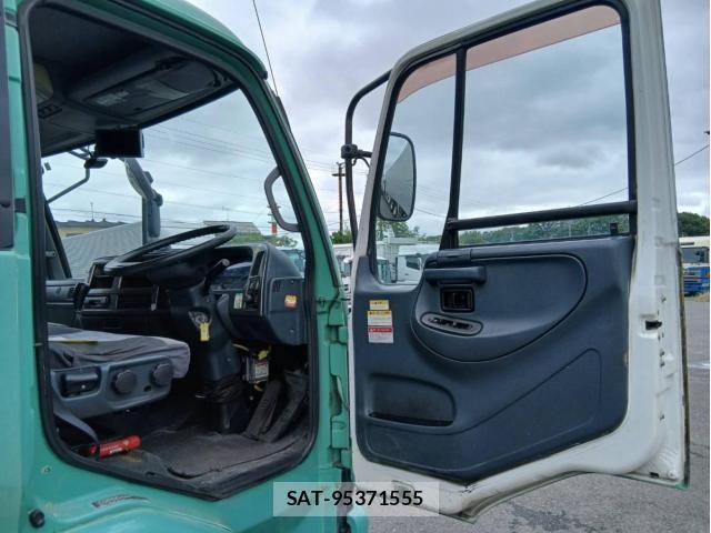 Nissan CONDOR 2007-12 1327499-25