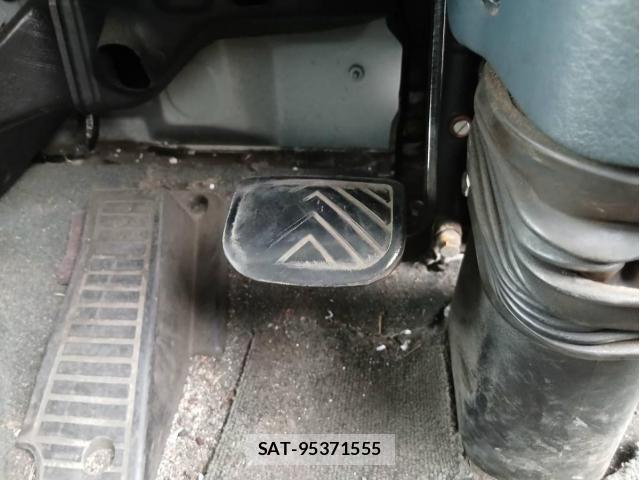 Nissan CONDOR 2007-12 1327499-29