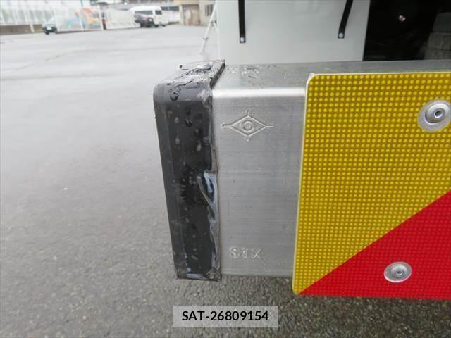 Nissan CONDOR 2016-06 1366022-20