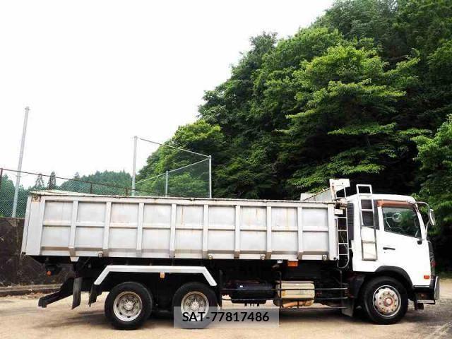 Nissan CONDOR 2012-01 1584993-5