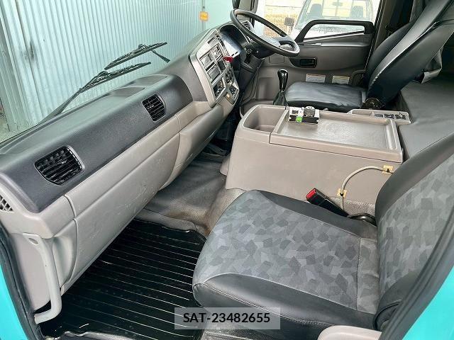 Nissan CONDOR 2014-10 1741766-24