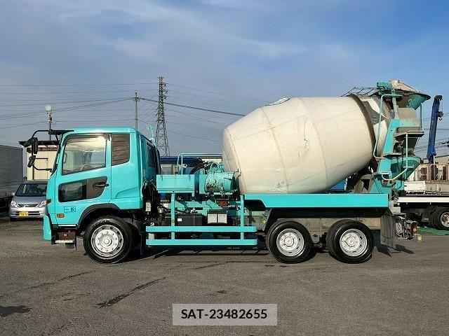 Nissan CONDOR 2014-10 1741766-8